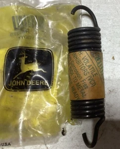 John Deere R33279 SPRING - Picture 1 of 3