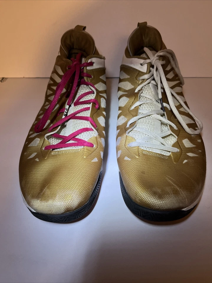 Talla U.S. 14 Jordan CP3.VI Matador-usado Foto 1 de 4