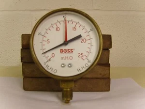 4 Zoll Messing Boss Stärke 0 - 25 mH2o/0 - 80 Fuß H2o - Bild 1 von 1