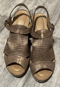 Patrizia by Spring Step "Jeneva" Slingback Sandal Shimmer Taupe Size 8 US - Picture 1 of 9