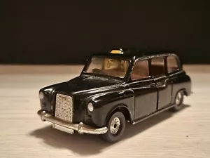 Corgi Toys Austin London Black Taxi VINTAGE 1971 - Picture 1 of 24