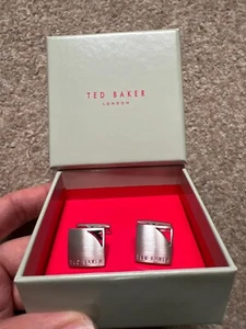 Ted Baker Cufflinks - Brand New Boxed - Silver Square Curve Corner - Picture 1 of 5