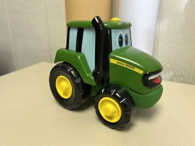 JOHN DEERE TRACTOR PUSH N ROLL JOHNNY ERTL TOMY 12/4/24 M - Image 1 of 3