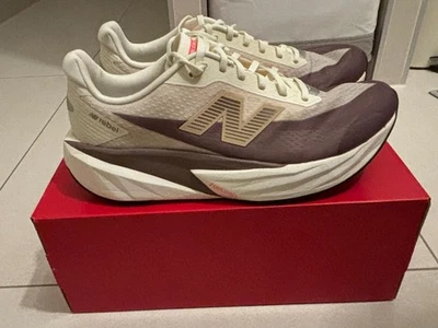 New Balance FuelCell Rebel v5 45/ 2x getragen - Bild 1 von 2