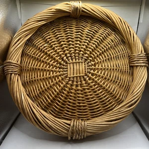 Vintage Round Wicker Tray 15.5", Fruit Tray, Boho Home Decor - Picture 1 of 6