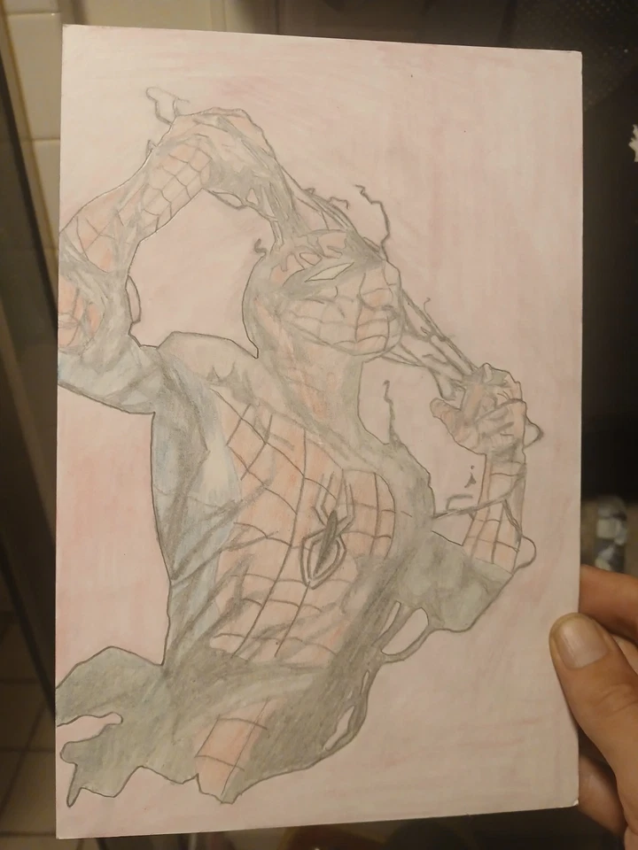 Dibujo de simbionte de Spiderman dibujado en tablero de cómics Foto 1 de 1