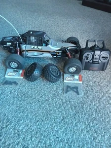 Losi XXX-SCB With New Extra Parts - Picture 1 of 15