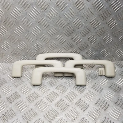 Mitsubishi Outlander MK3 2013 manijas interiores de techo X4 Foto 1 de 4