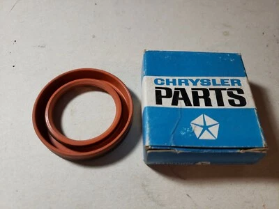Nuevo de Lote Antiguo Chrysler Mopar Trans Seal Convertidor de Par Impulsor Buje 3515138 2124705 Foto 1 de 4