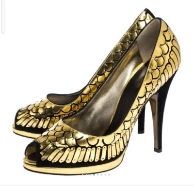 Showstopping 金色和黑色麂皮绒 ROBERTO CAVALLI Peeptoe 金属细高跟鞋 39 / 9 — 第 1/4 张图片