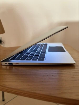 Portatile Jumper EZbook X3, Notebook 1920x1080 13,3 Pollici, RAM 6gb ROM 64gb - Immagine 1 di 4