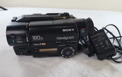 Камкордер Sony Handycam CCD-TR416 Video 8 XR 180-кратный цифровой зум NightShot *ЧИТАЙТЕ* - Изображение 1 из 4