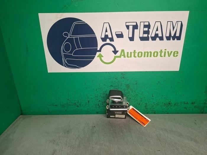 Schalthebel Mercedes-Benz CLA Coupe C117 A2462670400 P23613798 - Bild 1 von 4