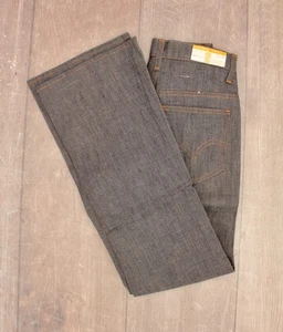 Pantalones de mezclilla para niños de colección años 70 NOS Levi's 646 Student Bellbottom talla 28x31 años 70 Bellbottoms - Imagen 1 de 8