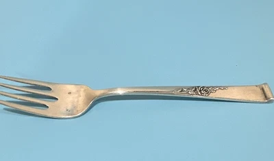 Tenedor de postre clásico de plata esterlina para ensalada de rosas Reed & Barton 40 gramos Foto 1 de 4