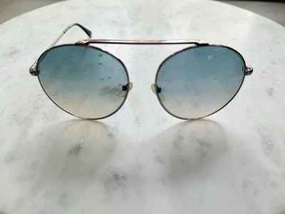 TOM FORD FT0571/S Simone Sunglasses PARTS ONLY, MISSING EAR PIECE - Image 1 of 3