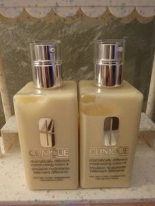 2 Clinique Dramatically Different 8.5oz each Moisturizing Lotion Dry Skin NWOB - Picture 1 of 4