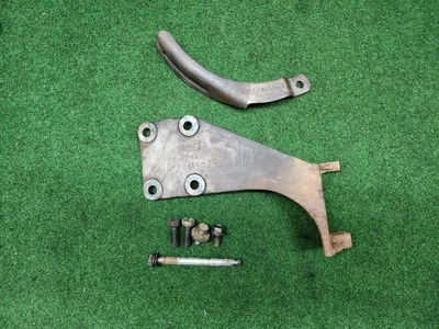 1974-75 Ford F100-350 300 4.9L Used Alternator/Smog Pump Bracket D4TE-9B450-AA - Image 1 of 4