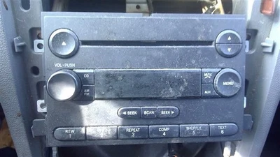 Equipo de audio radio Am-fm-cd disco único compatible 06-07 QUINIENTOS 211144 Foto 1 de 4