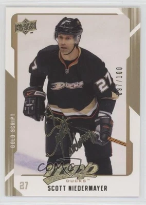2008-09 Upper Deck MVP Gold Script /100 Scott Niedermayer #8 HOF - Imagem 1 de 2