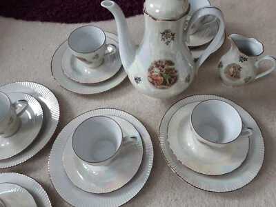 KAFFEESERVICE FÜR 5 PERSONEN SET PORZELLAN   PERLMUTT GOLDRAND - Bild 1 von 4