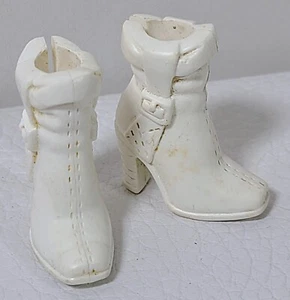 Barbie/Muñeca de Moda Blanco Plástico Holgado Botines con Tacón Grueso y Hebillas - Imagen 1 de 8