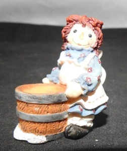Simon & Schuster Raggedy Ann & Andy Figurine, Raggedy Ann, very small - Picture 1 of 6