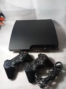 Console PlayStation 3 Slim, 1 gioco, 2 controller e cavo di alimentazione - Foto 1 di 5