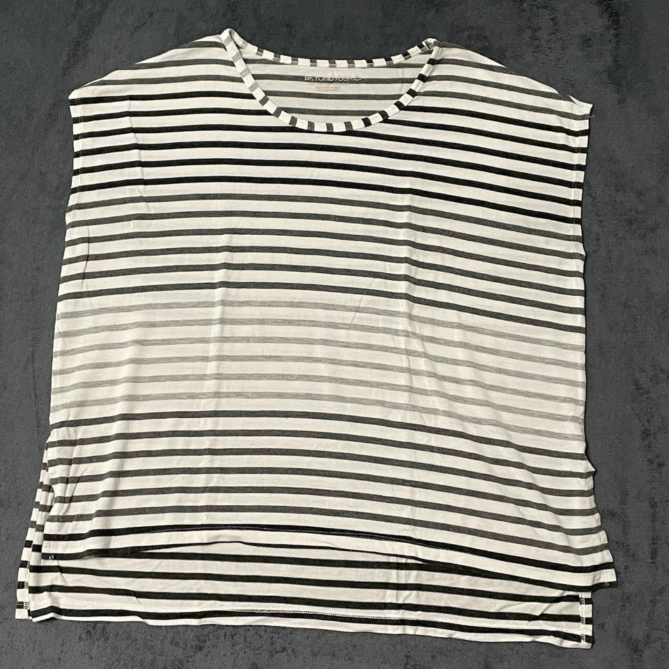 Camisa Beyond Yoga Para Mujer M Blanca Negra Rayas Corte Caja Manga Gorra Cuello Redondo Top Foto 1 de 4