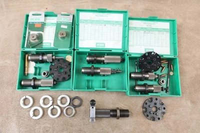 Prensa de recarga RCBS 5 estaciones y lote de recarga de troqueles: .30-30, .30-06 y .223 Rem. Foto 1 de 4