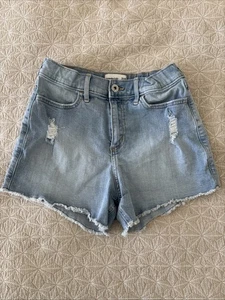 Abercrombie High Rise Mini Mom Jean Shorts 13/14 - Picture 1 of 3