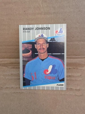 Tarjeta de novato Fleer #381 Randy Johnson RC 1989 - Montreal Expos Foto 1 de 3