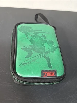 Legend of Zelda 3DS Game Traveler Essentials Pack Estuche Verde Foto 1 de 4