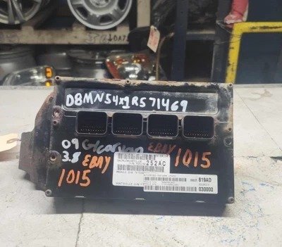 Dodge Caravan Town & Country 2008-10 motor de 3,8 L módulo de control electrónico ECM Foto 1 de 4