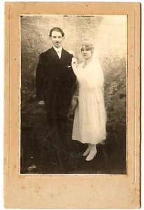 Joven Pareja Hombre Mujer Boda - Foto Antigua Sobre Cartón - Deb. Siglo XX - Picture 1 of 1