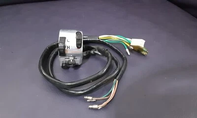 Interruptor de manija LH Yamaha AS3 LS2 LS3 RD125 RS100 RS125 bocina luz señal TW Foto 1 de 4