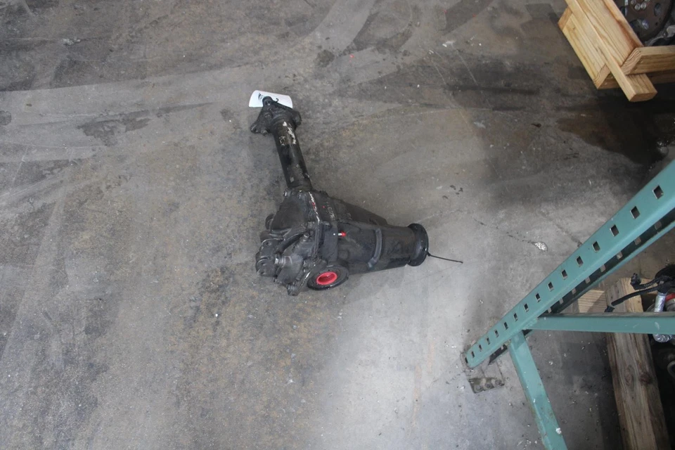 Used Differential Carrier Assembly fits: 2008 Kia Sorento Front AT 3.33 ratio w/ Foto 1 de 4