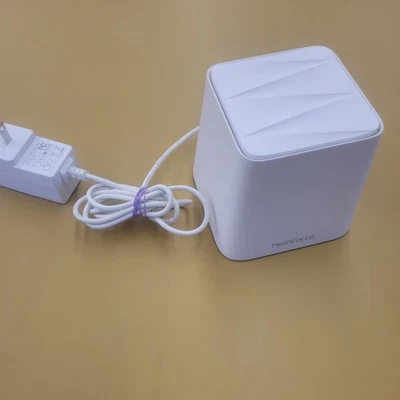 Meshforce M1 Whole Home Mesh WiFi System Dual Band Wireless Mesh Router/Adapter  - Image 1 of 4