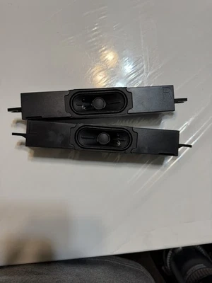 Altavoces internos TV Vizio 65 pulgadas Tv Modelo V655M-K04 Foto 1 de 4