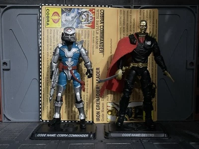 G.I. Joe 25 Aniversario Cobra Comandante con Armadura de Batalla Foto 1 de 4