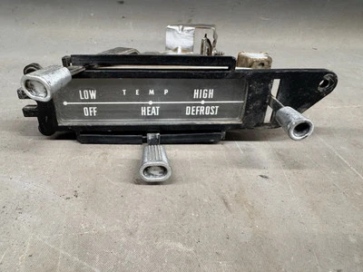 Ford Galaxie 1961 1962 personalizado 500 controles de calefacción perillas interruptor de ventilador OEM Foto 1 de 4