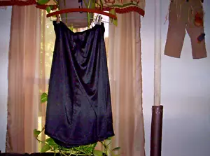 VTG Heavenly Shapewear Half Slip Size 3X Black Polyester Sissy 28" Plus - Picture 1 of 2