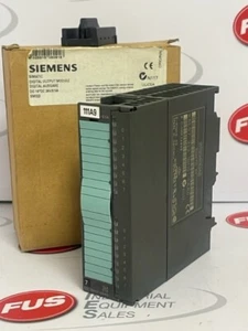 Siemens 6ES7 322-1BH01-0AA0 Output Module - Picture 1 of 2