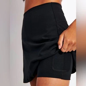 GIRLFRIEND COLLECTIVE Skort Größe Large schwarzer Rock mit Shorts Tenniscore adrett - Bild 1 von 12