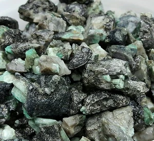 LOTE DE GEMAS DE ESMERALDA ÁSPERAS DE 500 CTS MINERALES NATURALES SIN BUSCAR Lapidaria cabb 1/4 lb - Imagen 1 de 8