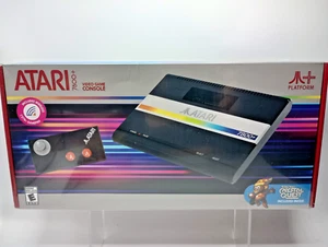 Consola Oficial Atari 7800+ y Controlador Inalámbrico con HDMI Play 2600 NUEVO PRECINTADO - Imagen 1 de 2