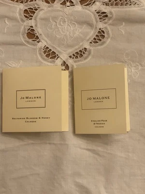 2 образца духов Jo Malone: цветок нектарина и меда, английская груша и фрезия - Изображение 1 из 4