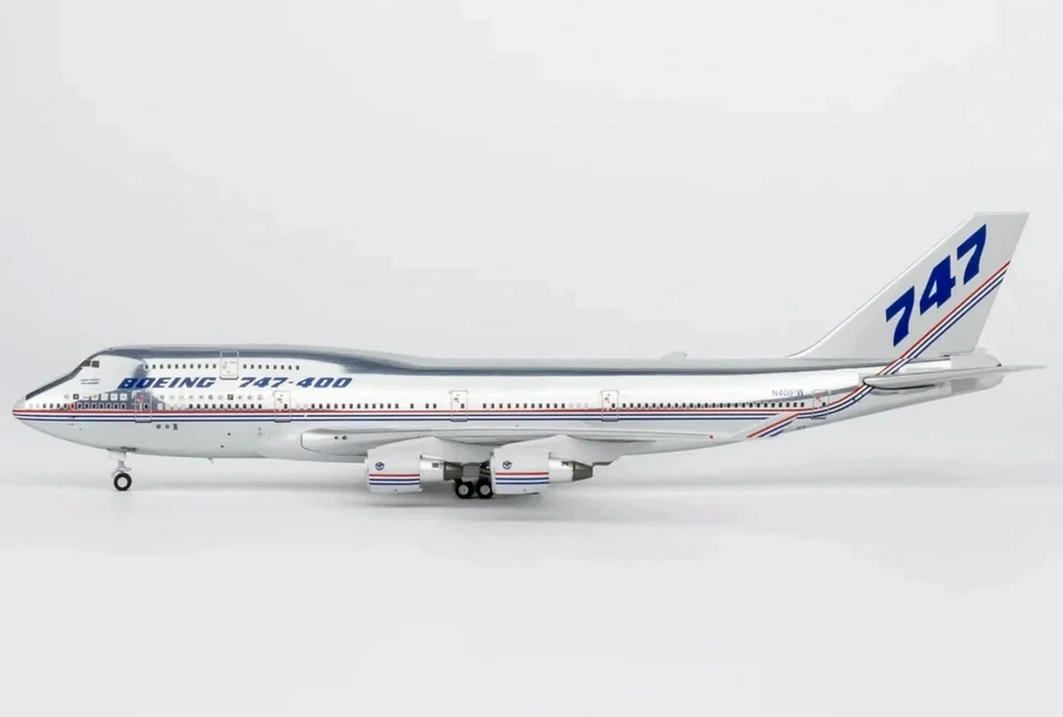 1:400 NG Models The Boeing Company Boeing 747-400 N401PW House Colors - Imagem 1 de 1