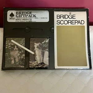 Nuevo paquete de regalo Hoyle Bridge de colección años 70 tarjetas de gatitos juego de almohadilla de puntuación y lápices - Imagen 1 de 4
