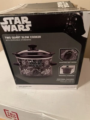 Star Wars 2 Quart Slow Cooker Crock Pot W/Removable Stoneware Disney  - Image 1 of 3
